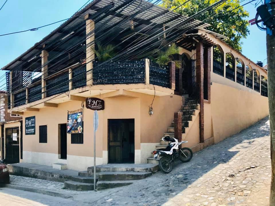 Hotel El Almendro Copán 外观 照片
